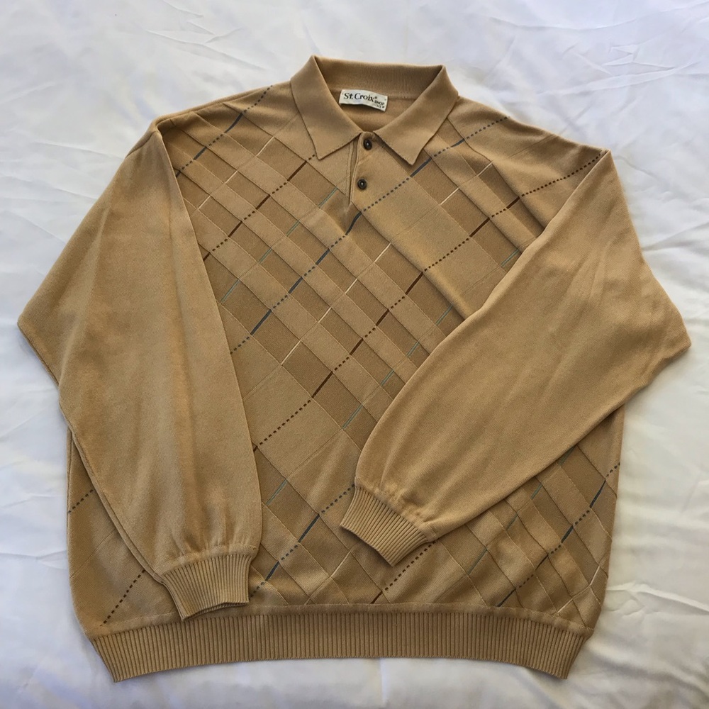 Men’s Sweater - Picture 2 of 6